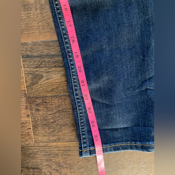 Max Studio Stretch Body Sculpting Pull On Jeans 12 $74 - Picture 9 of 12